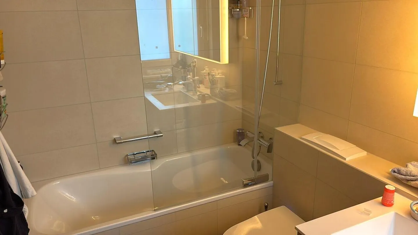 Schöne 4,5-Zimmer-Wohnung mit Balkonen - Foto 4 von 6