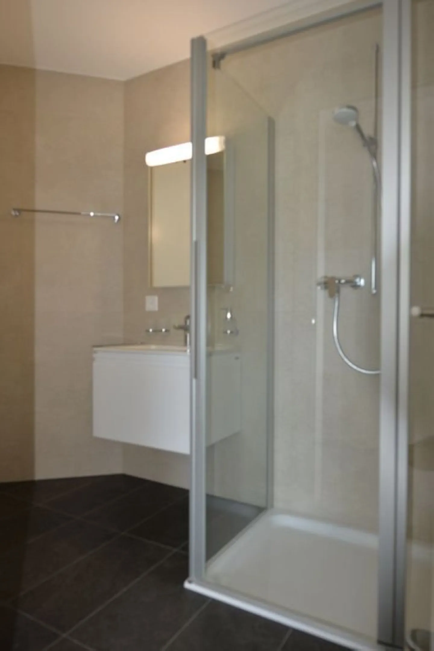 Appartement Charmant à Sion - Photo 5 sur 7