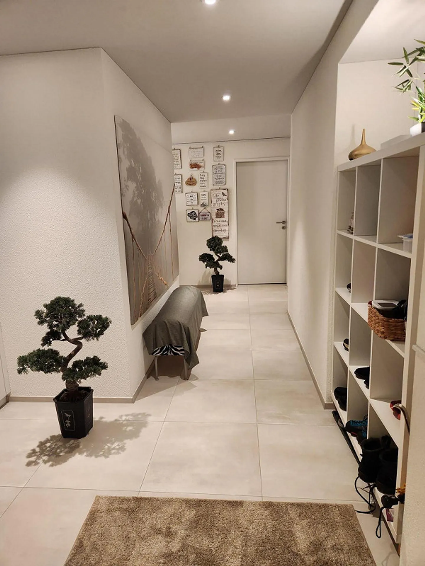 Moderne, grosse 3.5 Zimmer-Wohnung im Zentrum von Schwyz - Foto 2 di 10