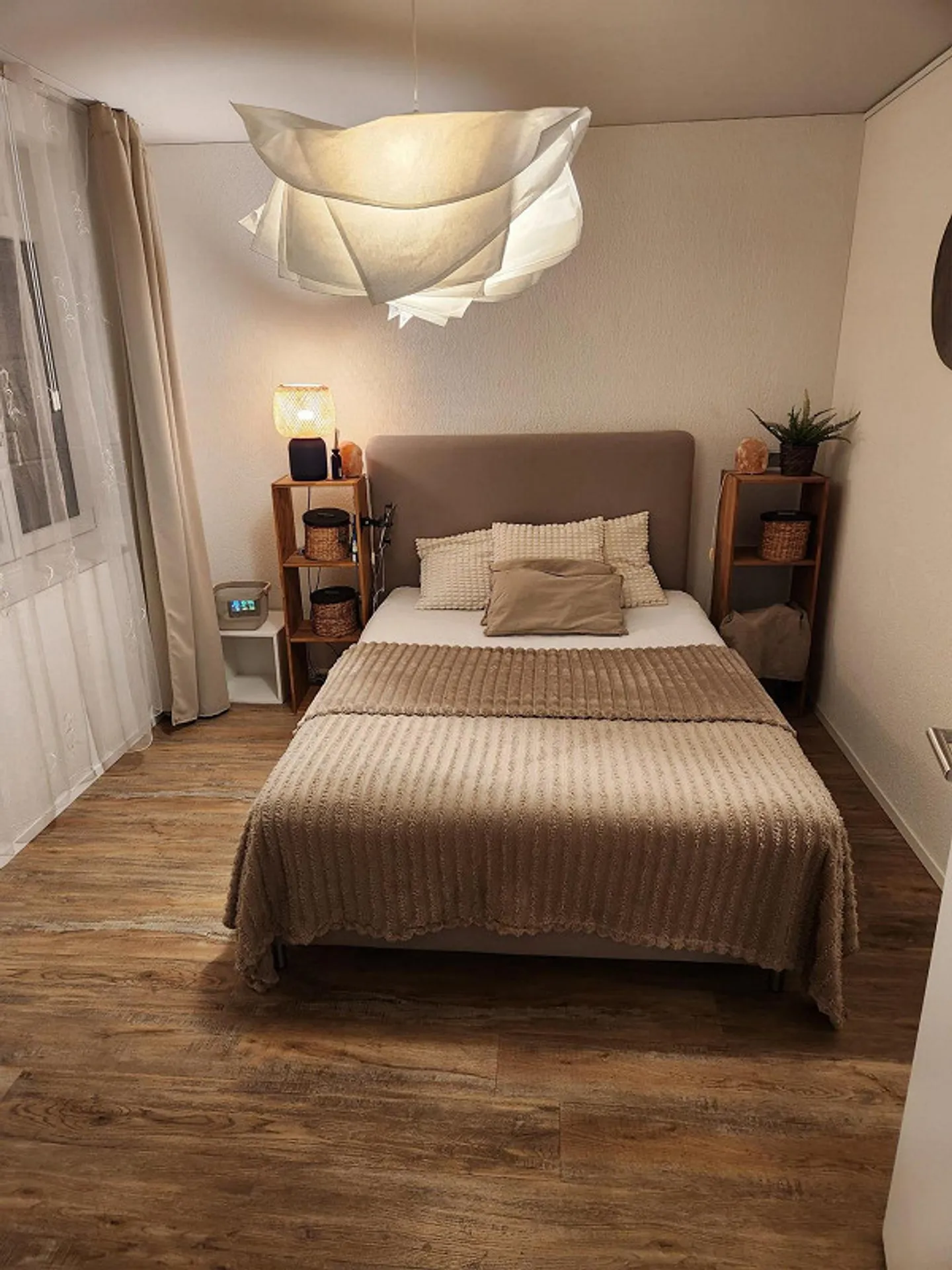 Moderne, grosse 3.5 Zimmer-Wohnung im Zentrum von Schwyz - Foto 6 di 10