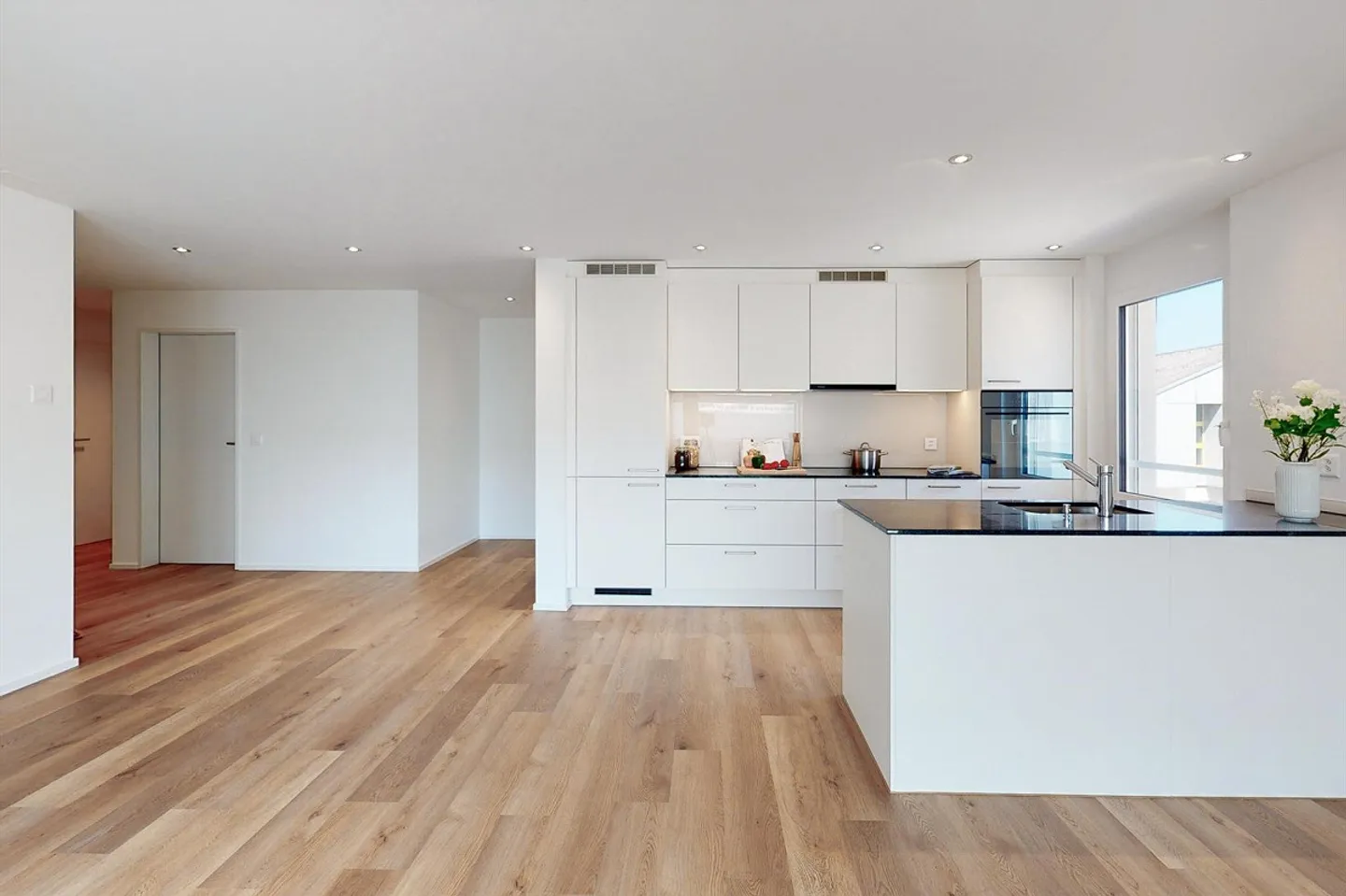 Charmante Wohnung in Amriswil - Foto 1 von 9