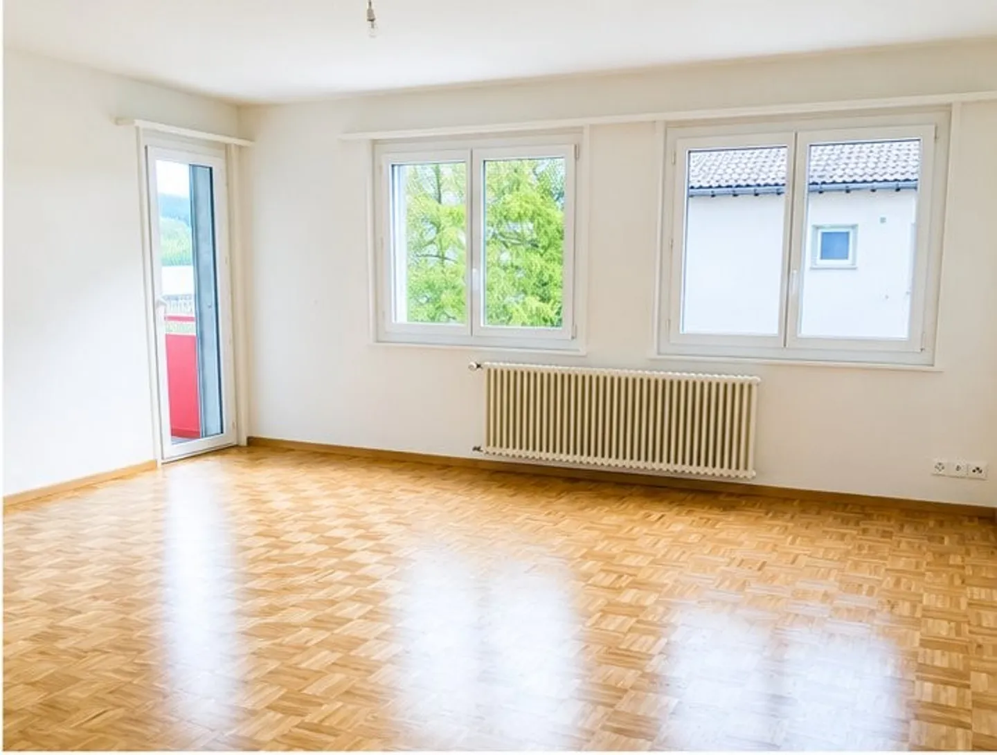 Appartement avec 3 chambres et balcon - Photo 2 sur 5