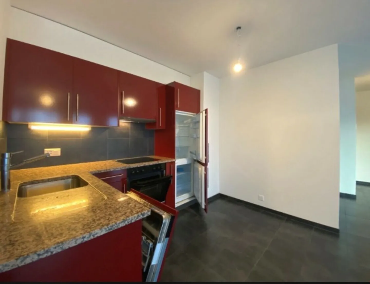 2.5-room apartment on the ground floor with terrace and garden - Photo 1 of 8