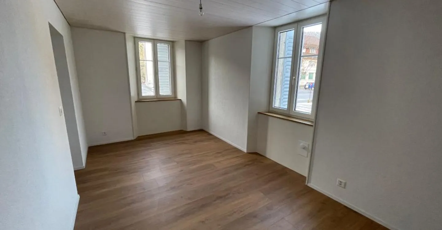 For rent - 2.5 room apartment with fitted kitchen - Grand-Rue 42, Courtel - Photo 5 of 7