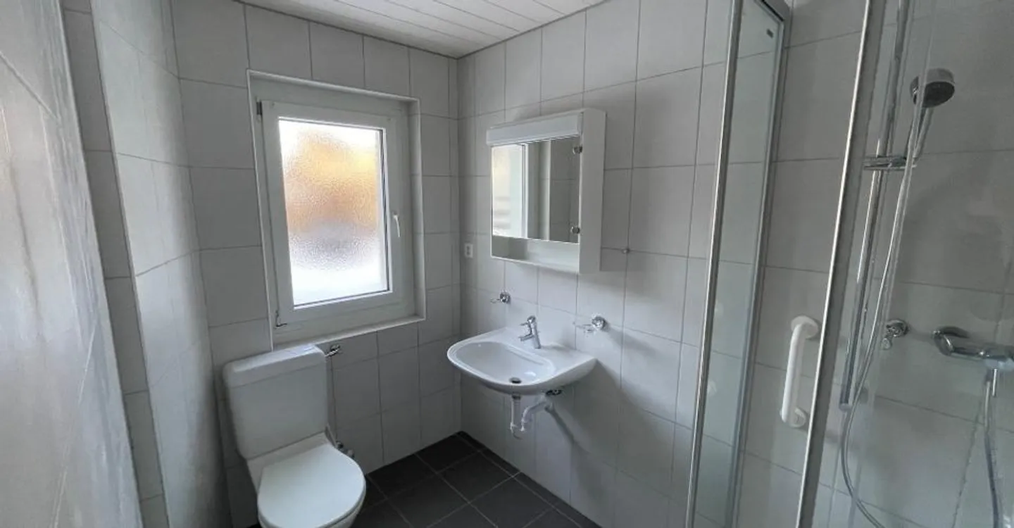 For rent - 2.5 room apartment with fitted kitchen - Grand-Rue 42, Courtel - Photo 6 of 7