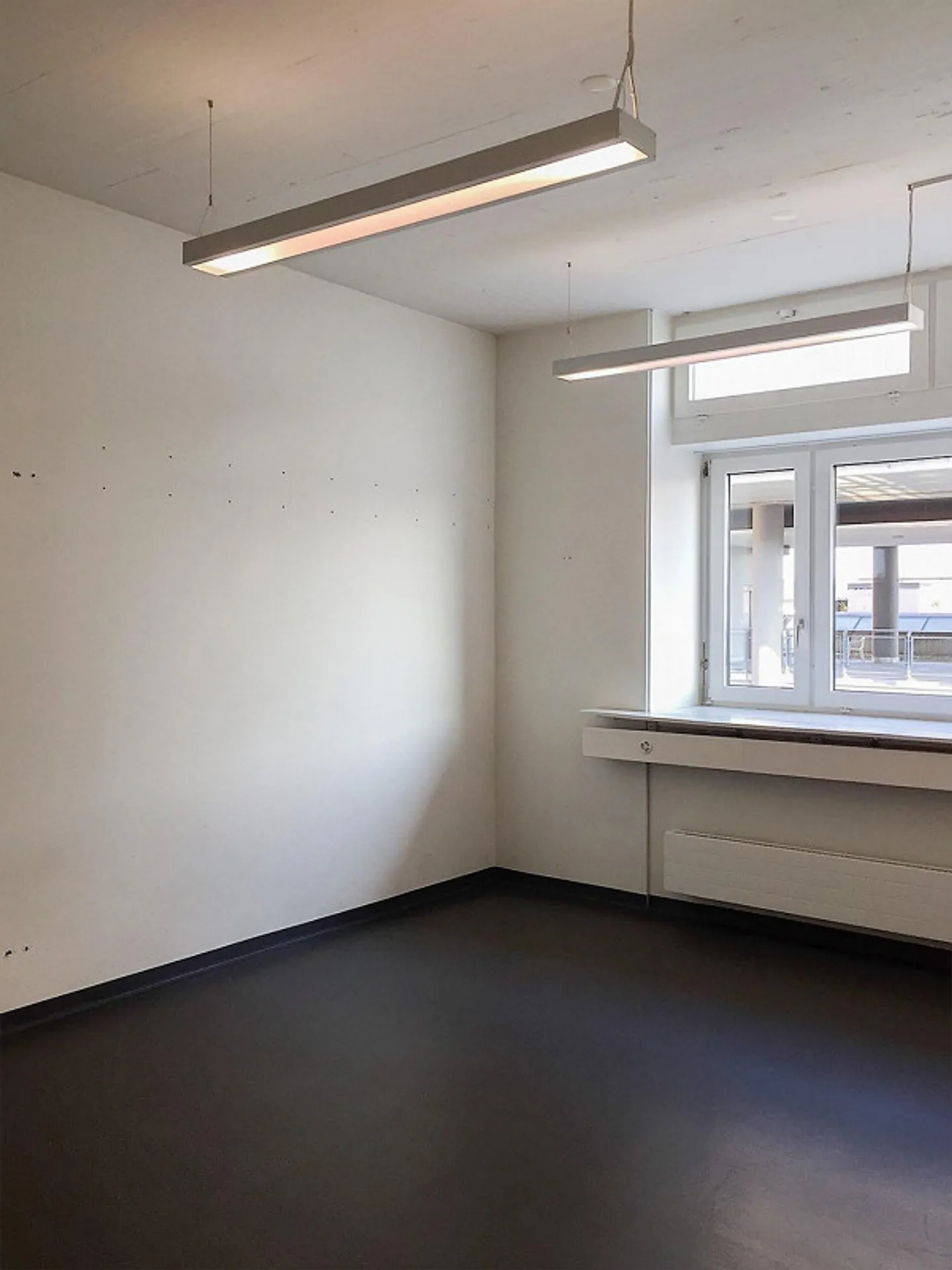 Commercial space for rent in the Ruopigen Center! - Photo 3 of 9