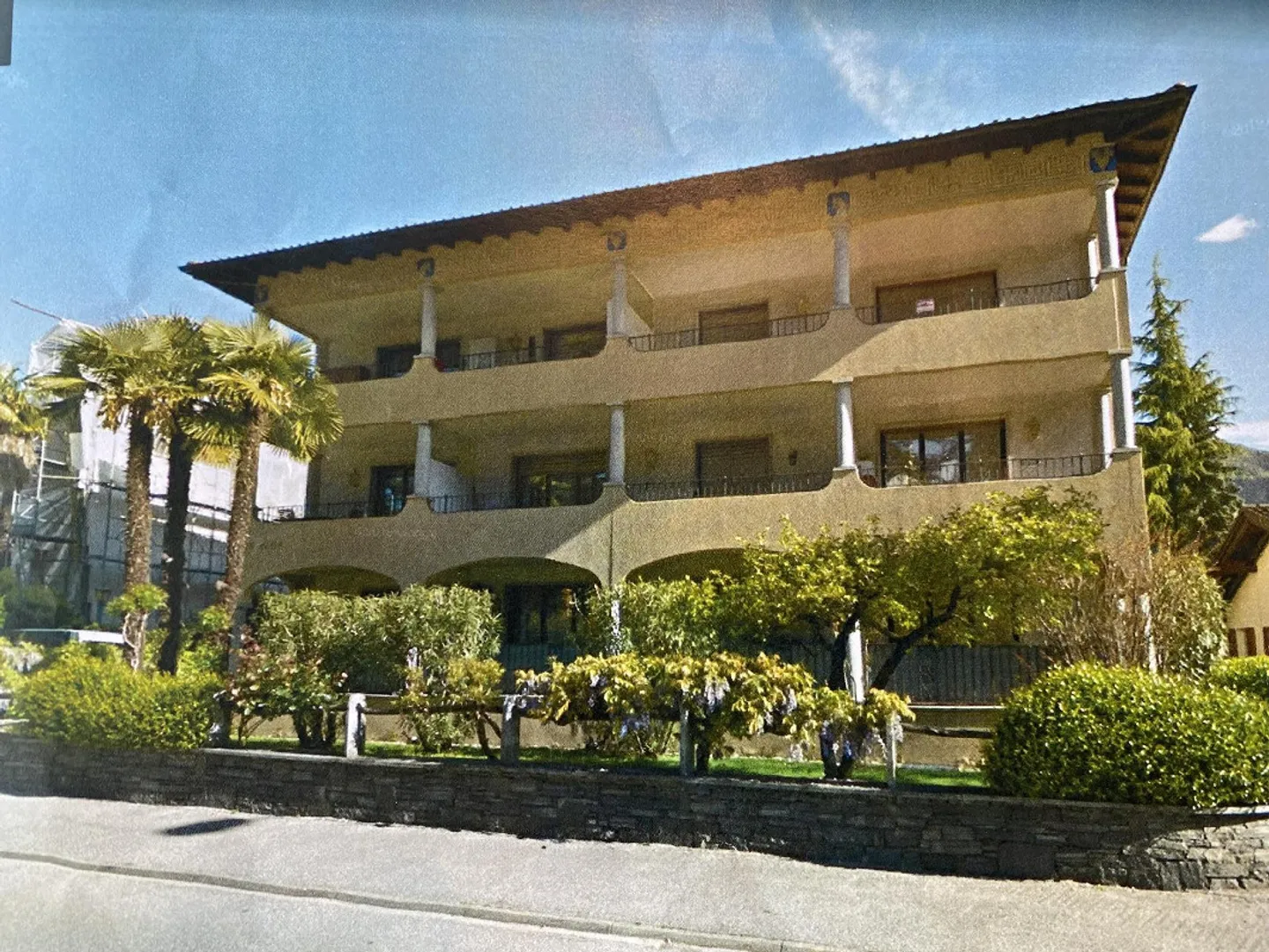 Ideal as a second residence, central location Ascona - Photo 1 of 11