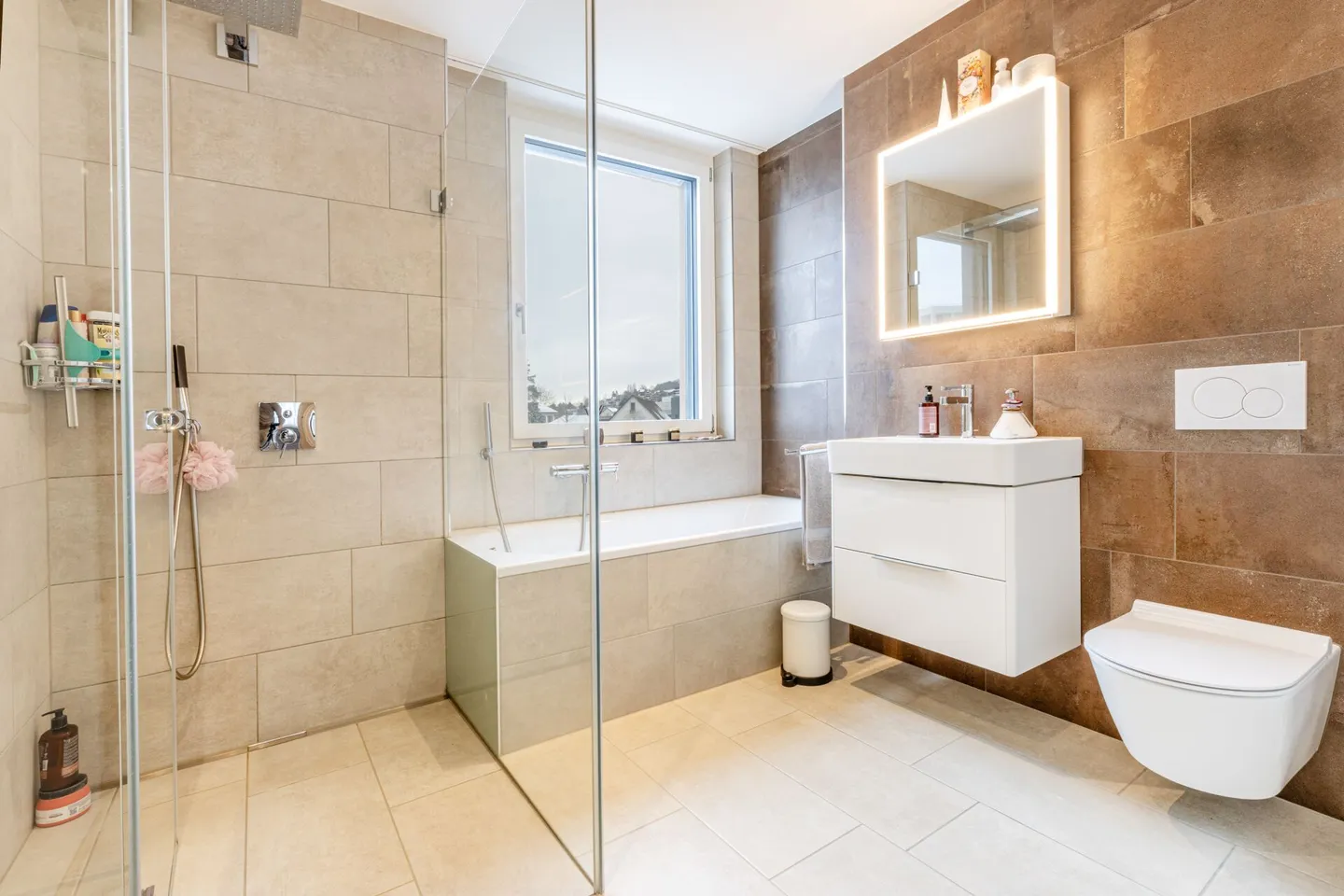 Modern 7.5-room terraced family house directly at the nature reserve Töss - Photo 10 of 26