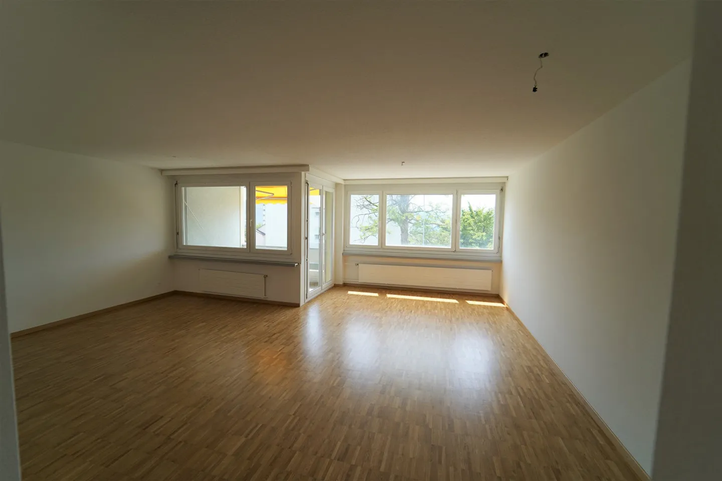 Beautiful, bright, centrally located apartment - Photo 5 of 5