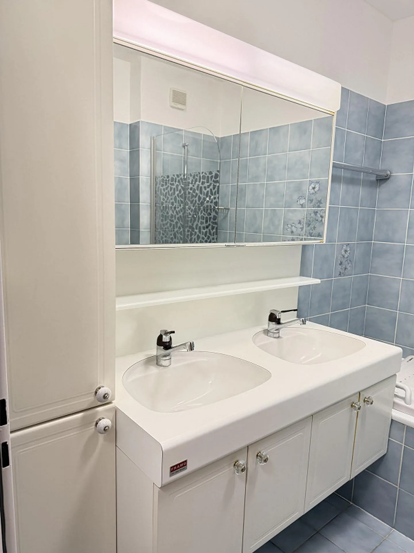 Ideal as a second residence, central location Ascona - Photo 9 of 11