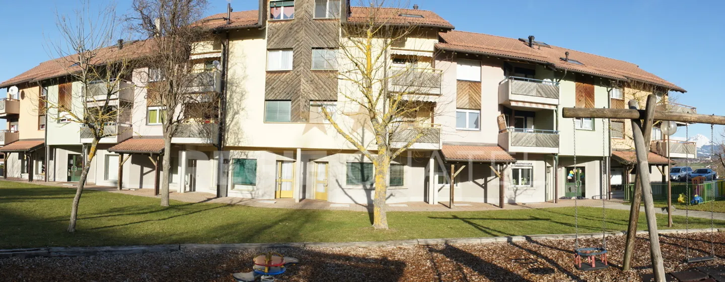 Espace Commercial avec Cuisinette - Photo 1 sur 2