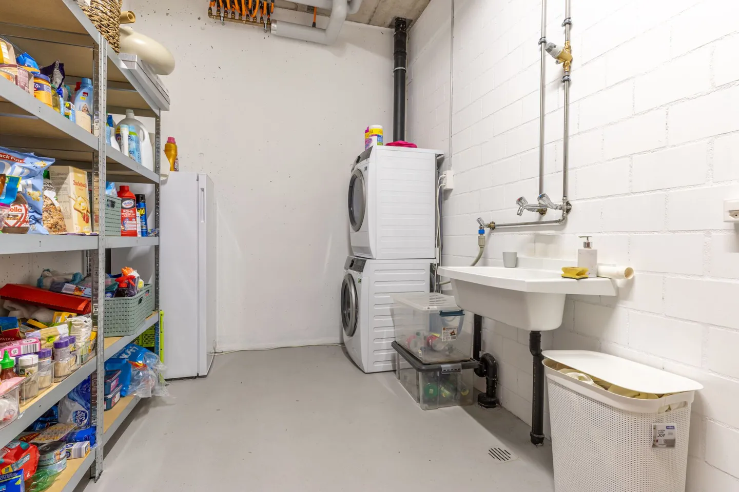 Modern 7.5-room terraced family house directly at the nature reserve Töss - Photo 18 of 26