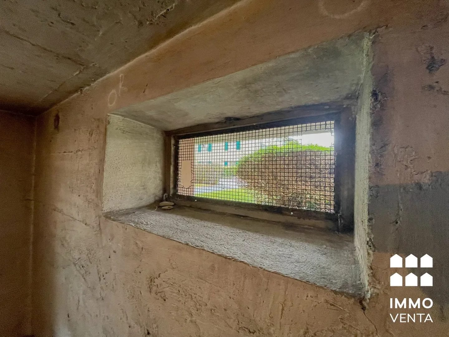 Espace de stockage spacieux à louer - Photo 3 sur 4