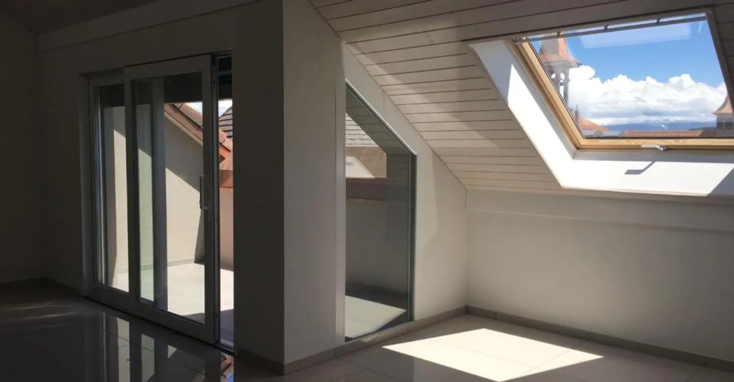 MAGNIFICENT PENTHOUSE DUPLEX - Photo 3 of 12