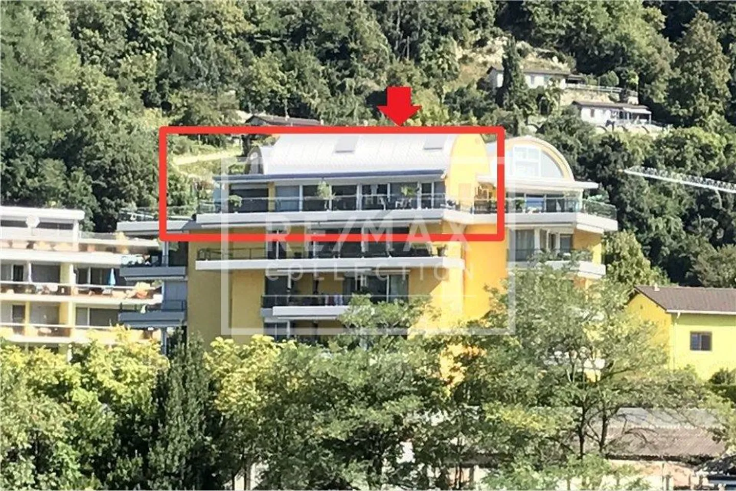 Duplex on the top floor - Photo 1 of 13