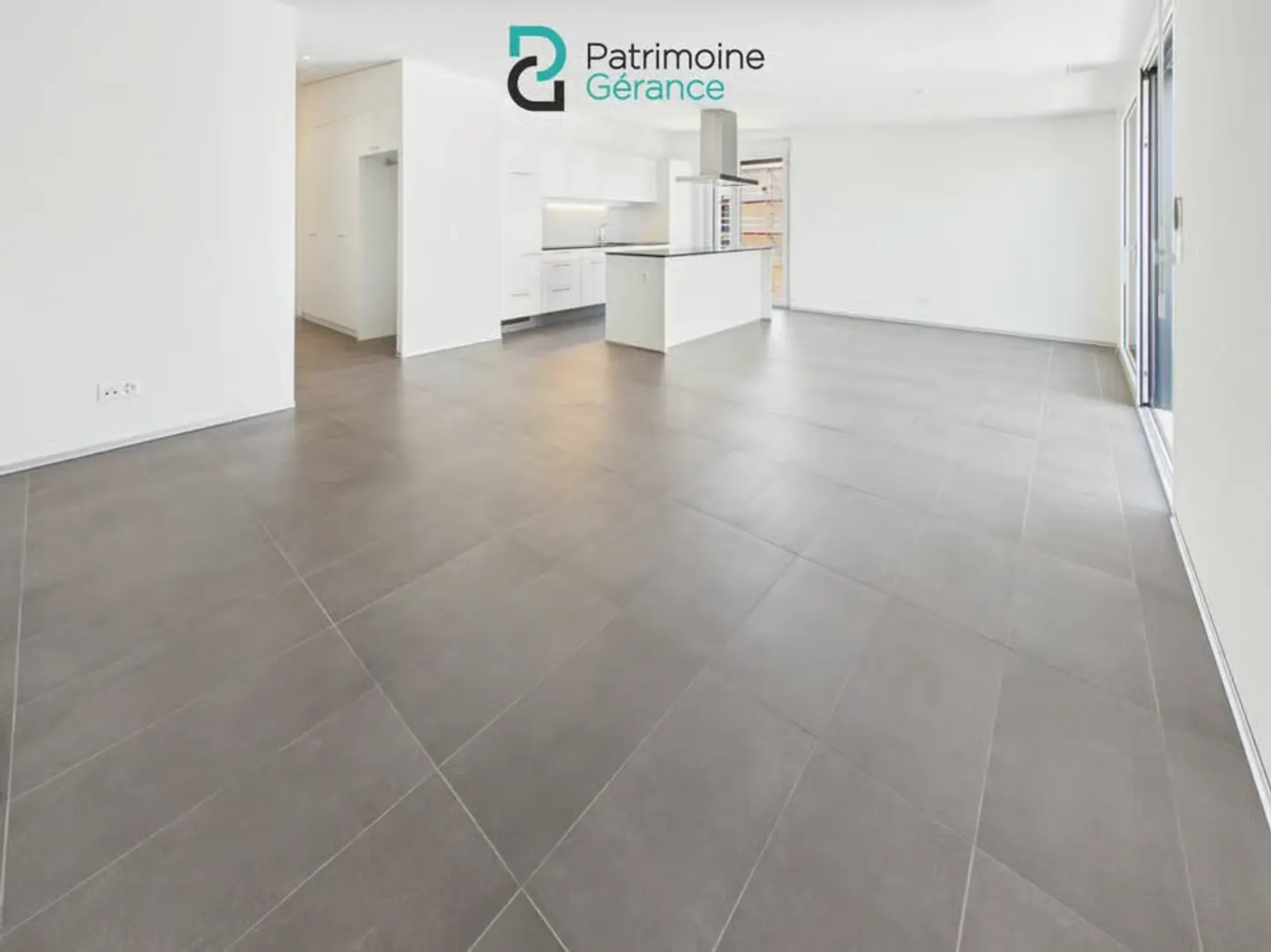 Appartement en Attique avec Terrasse - Photo 11 sur 13