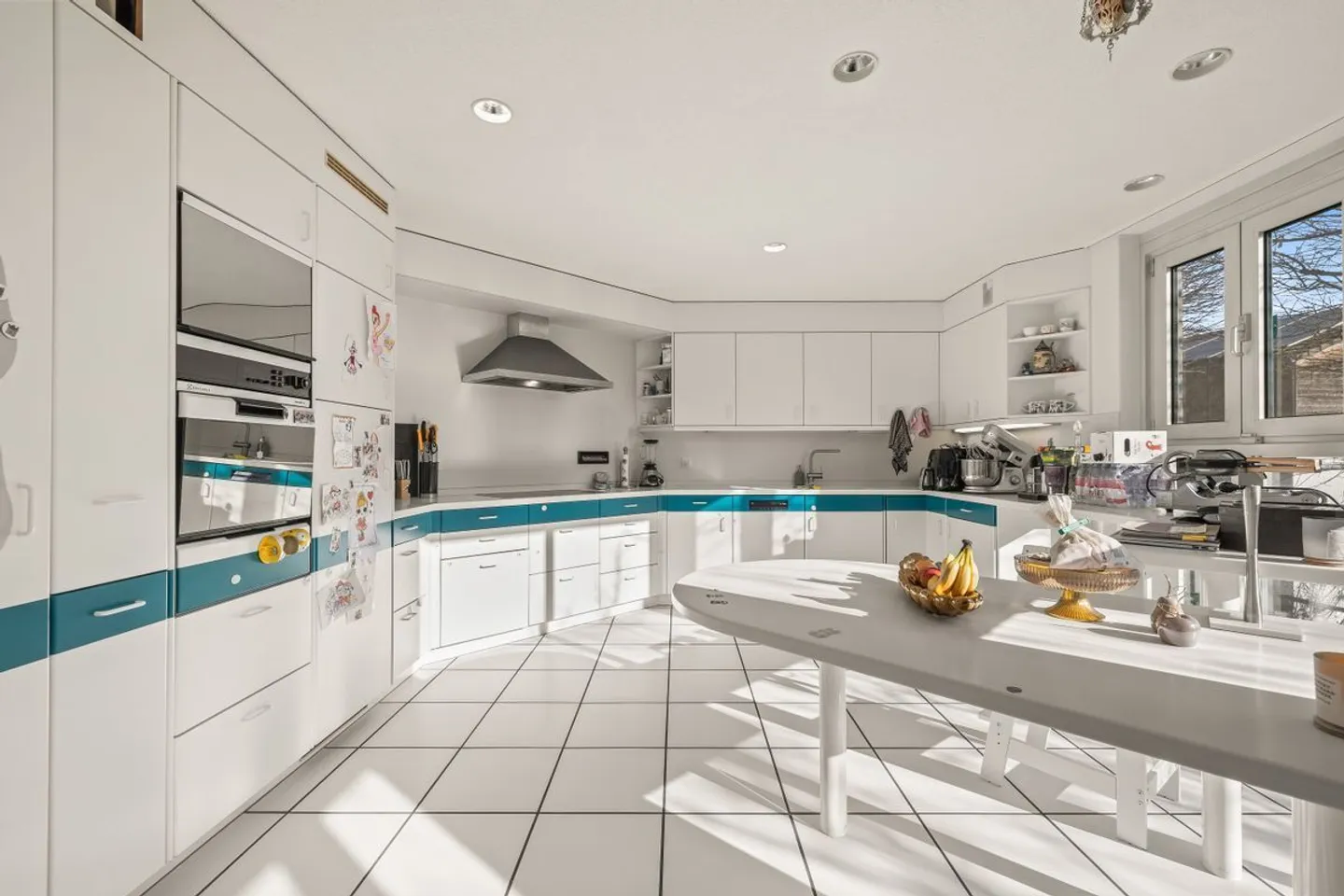 VILLA ESCLUSIVA CON PISCINA | 285 m² DI SUPERFICIE ABITABILE | 1'058 m² DI TERRENO - Foto 11 di 13
