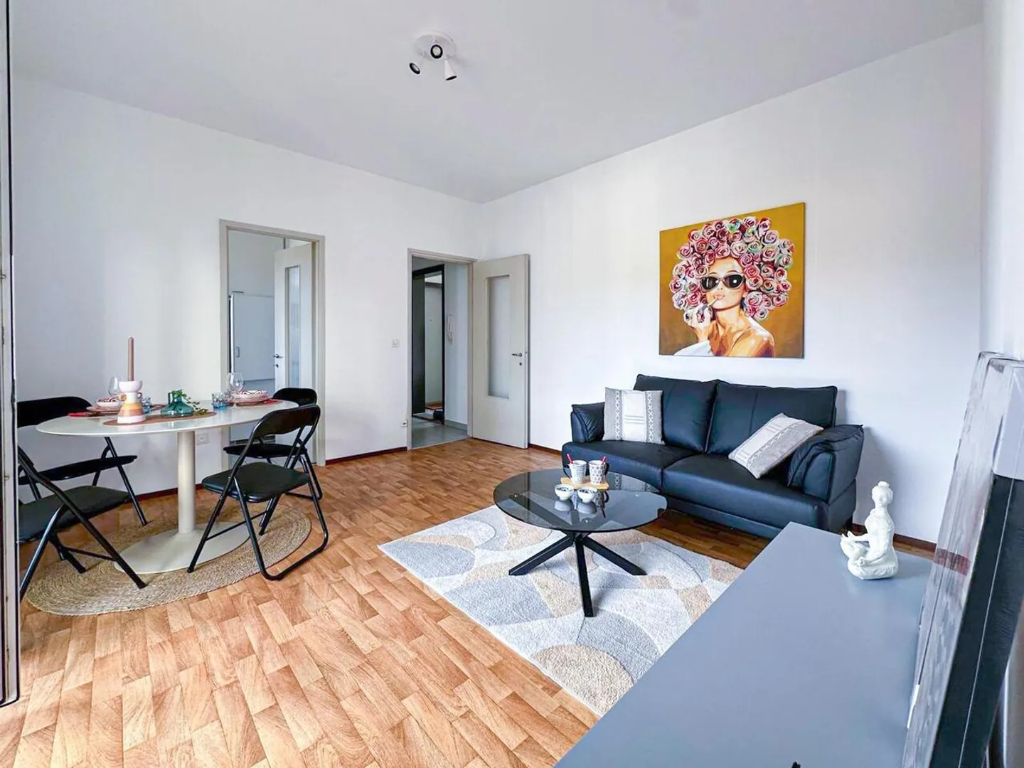 APPARTAMENTO DI 2.5 LOCALI ARREDATO A CHIASSO - Foto 2 di 6