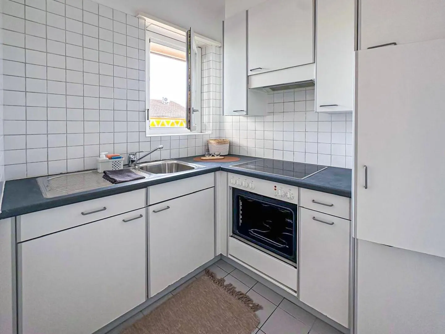 APPARTAMENTO DI 2.5 LOCALI ARREDATO A CHIASSO - Foto 4 di 6