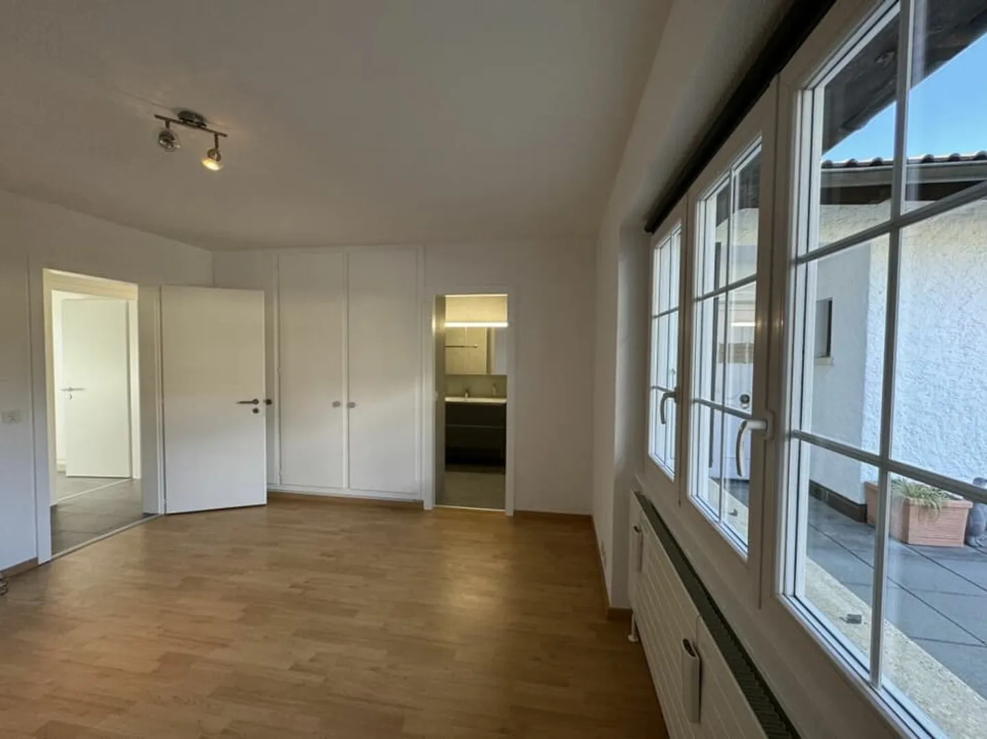 Individual Villa with 11 Rooms - Photo 10 of 13