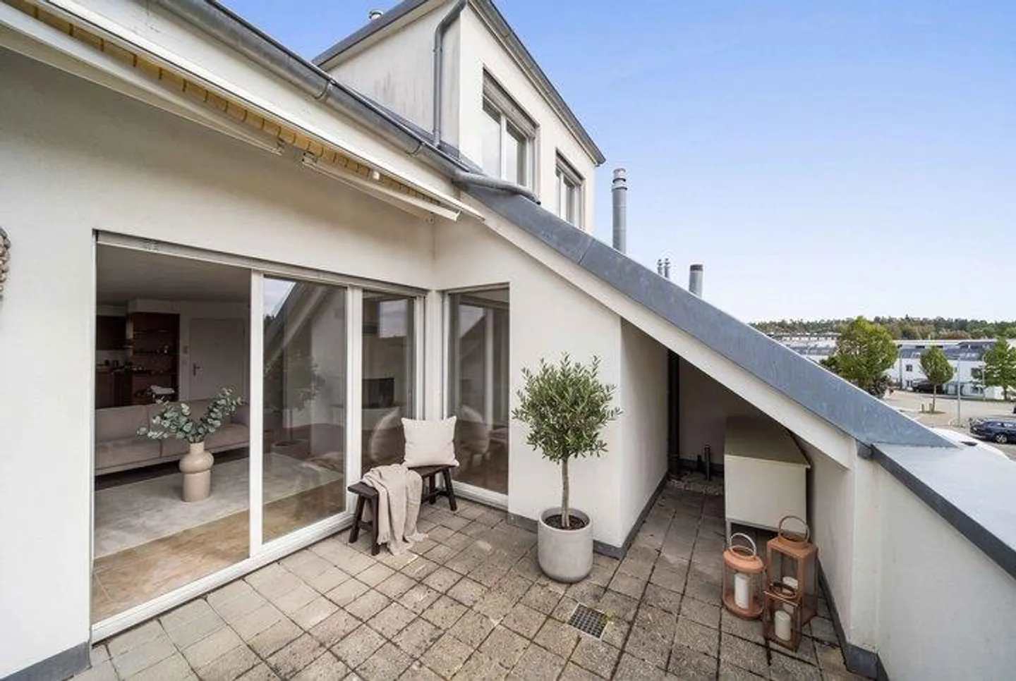 VIVERE SU DUE LIVELLI - ATTICO A BASSERSDORF - Foto 7 di 8