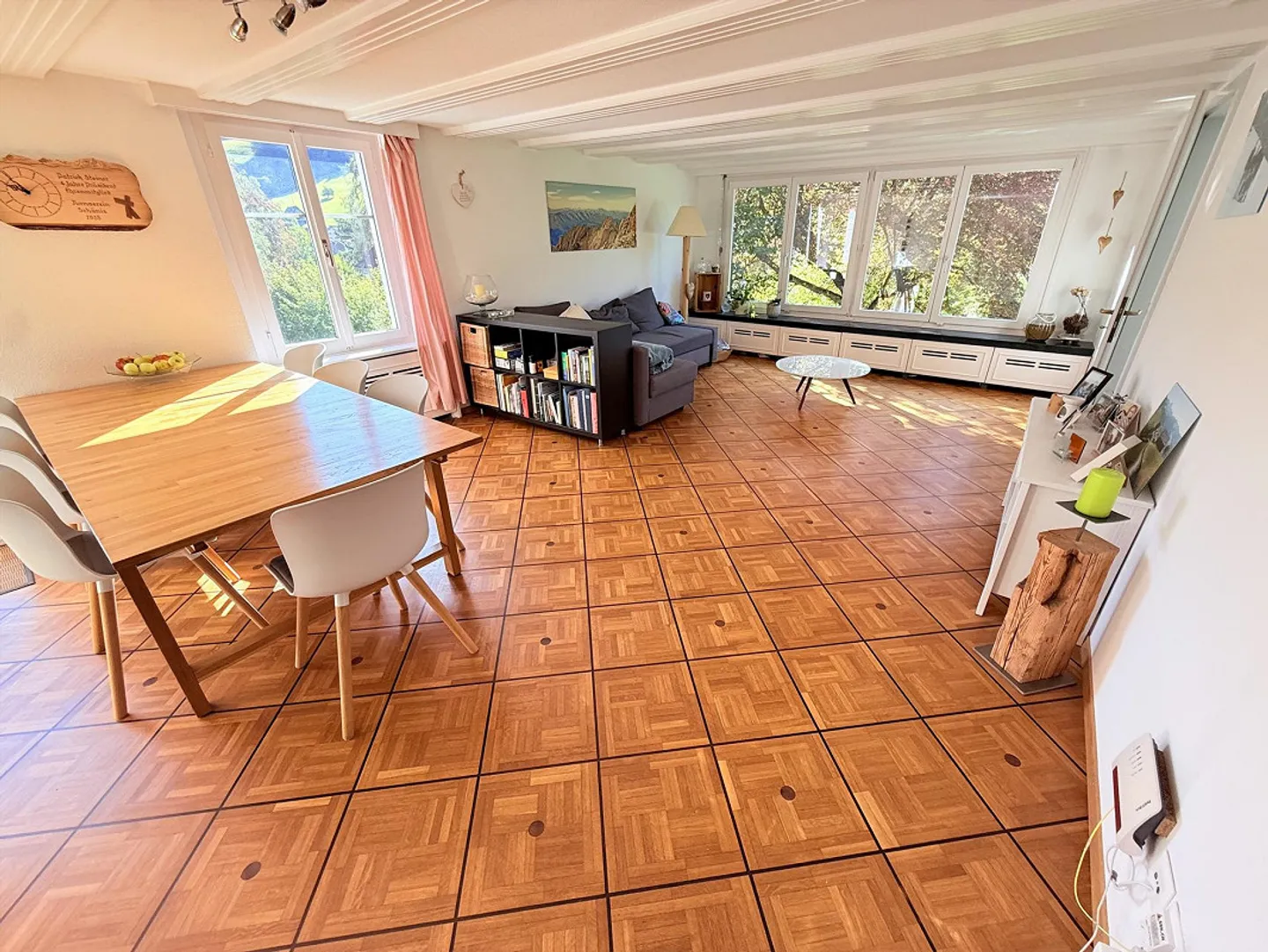 Charming, generously renovated apartment with large balcony - Photo 2 of 12