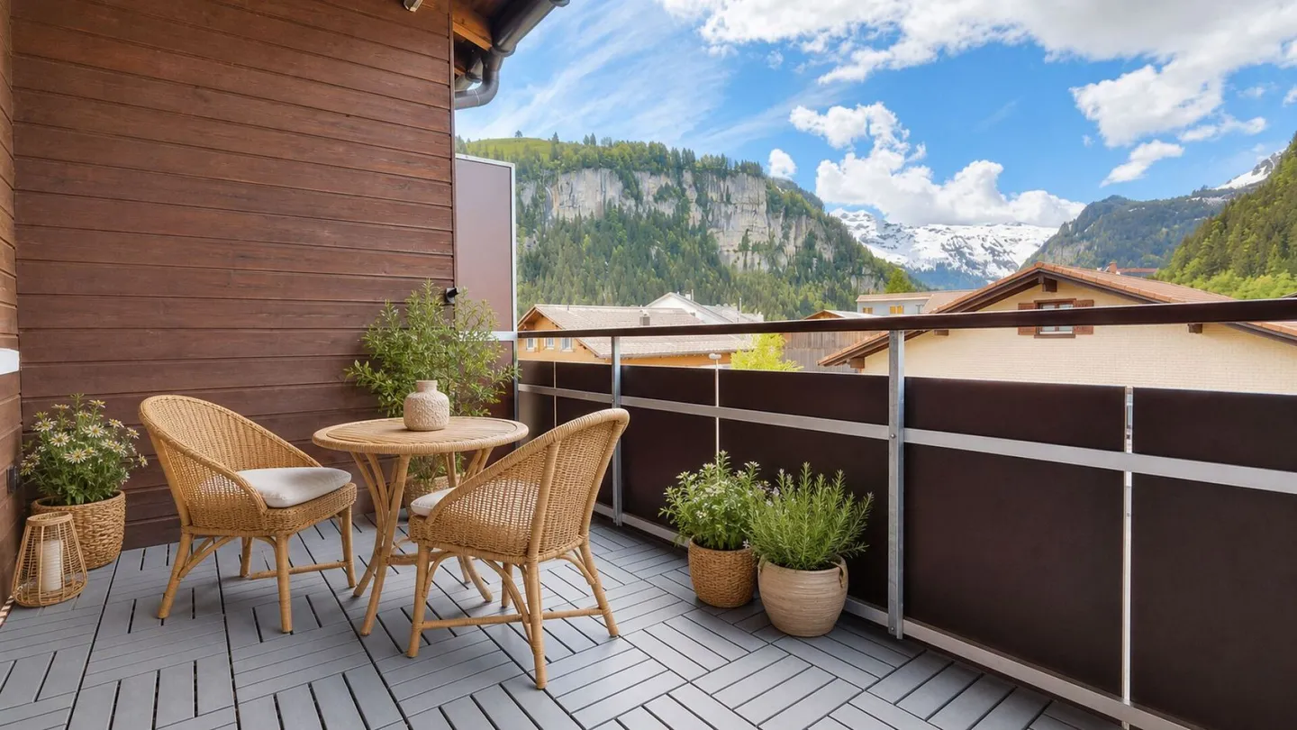 APPARTEMENT MAISONETTE DE RÊVE AVEC BALCON ENSOLEILLÉ ET PANORAMA ALPIN - Photo 2 sur 18