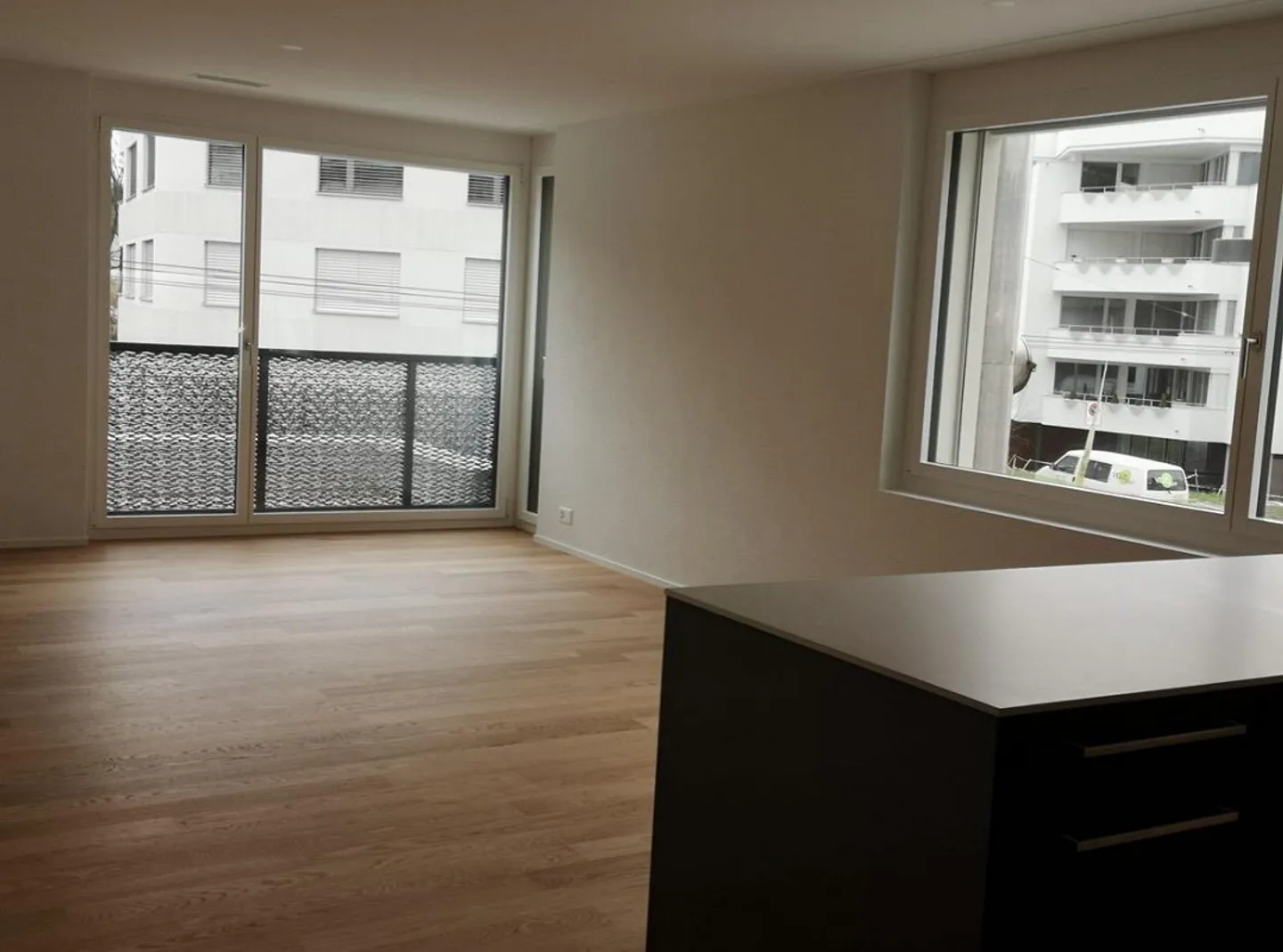 Appartamento moderno di 2,5 stanze in una posizione tranquilla vicino al lago - Foto 1 di 5