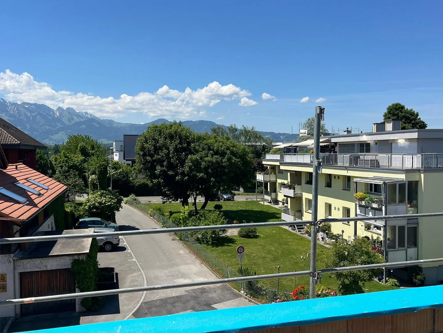 Limited Rental Period - Photo 3 of 4