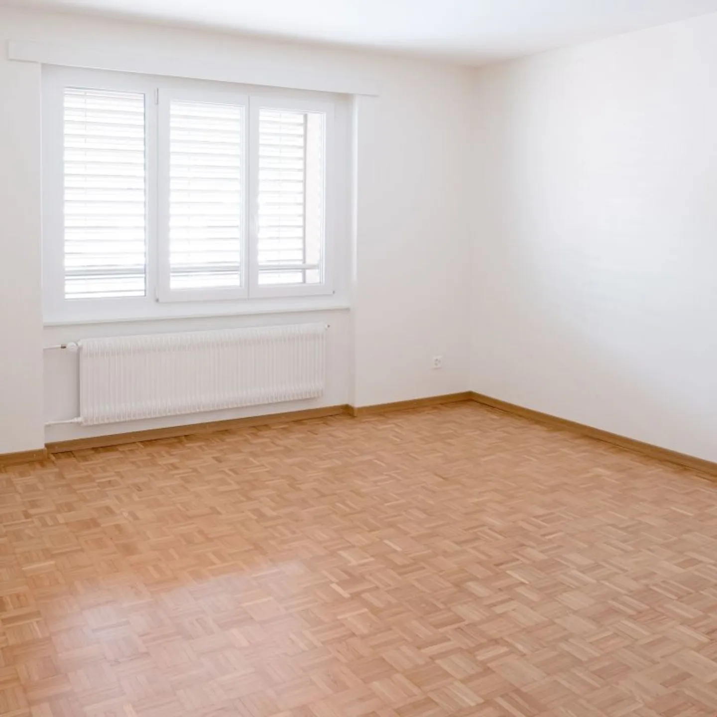 Helles Apartment mit Balkon - Foto 2 von 8