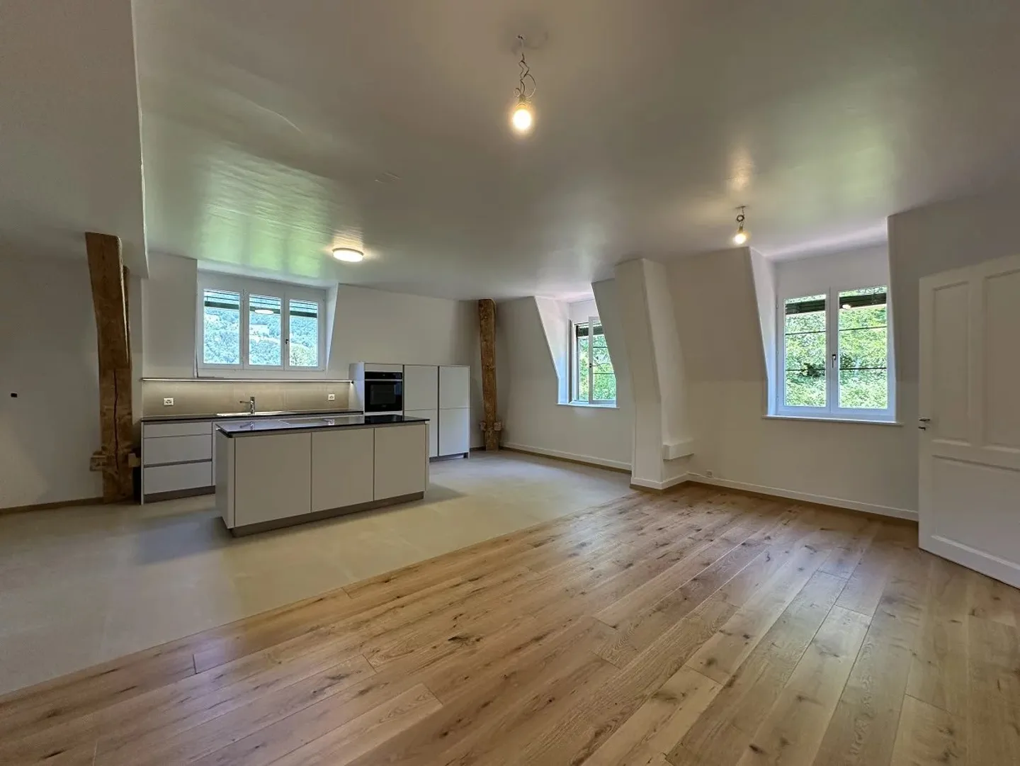 Appartement trois pièces sous le toit - Photo 8 sur 8