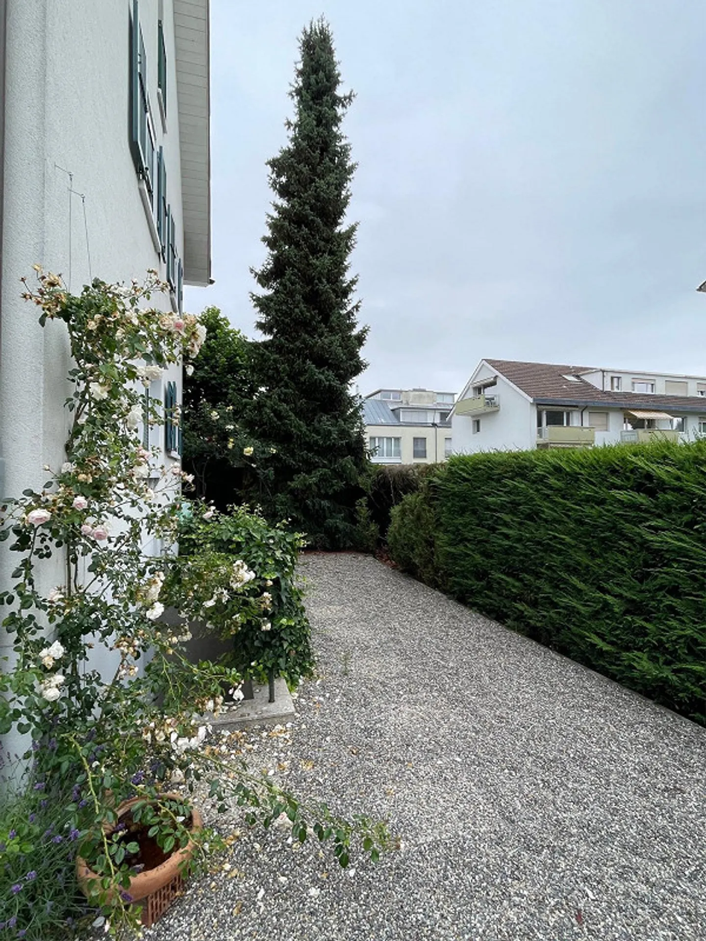Charmante Maisonette in Reinach - Foto 2 von 13