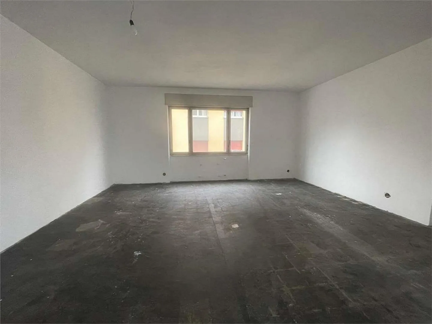 Ampio ufficio open space (250 m²) - Lamone, a pochi minuti dalla stazi - Photo 3 of 7