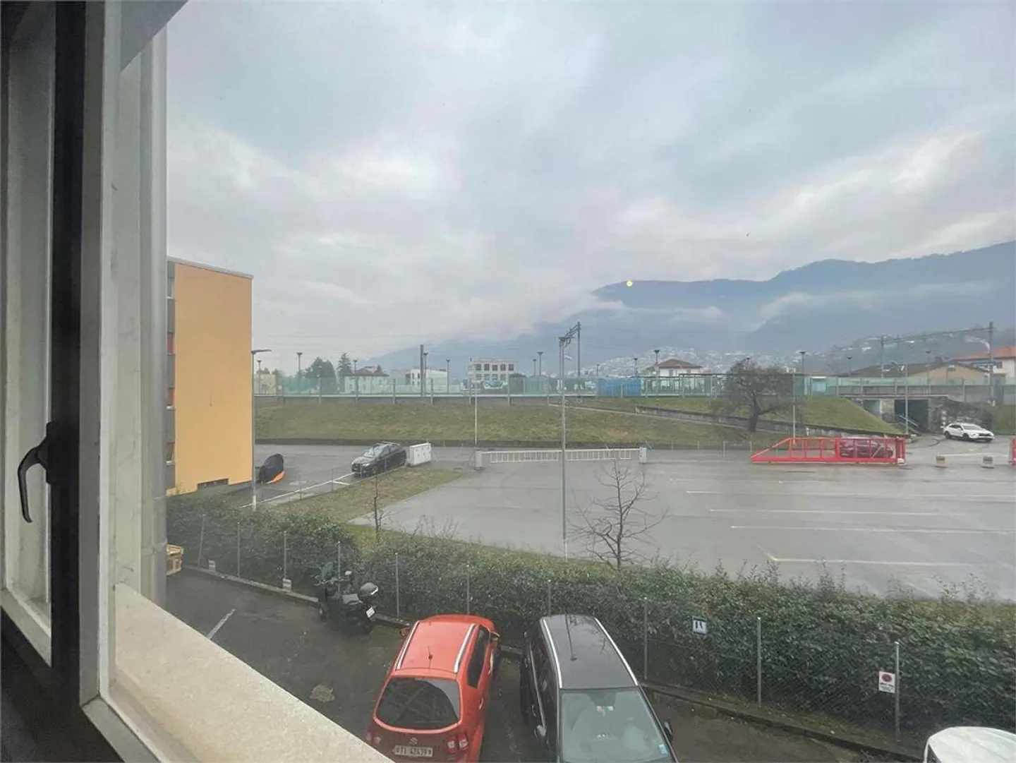 Ampio ufficio open space (250 m²) - Lamone, a pochi minuti dalla stazi - Photo 5 of 7