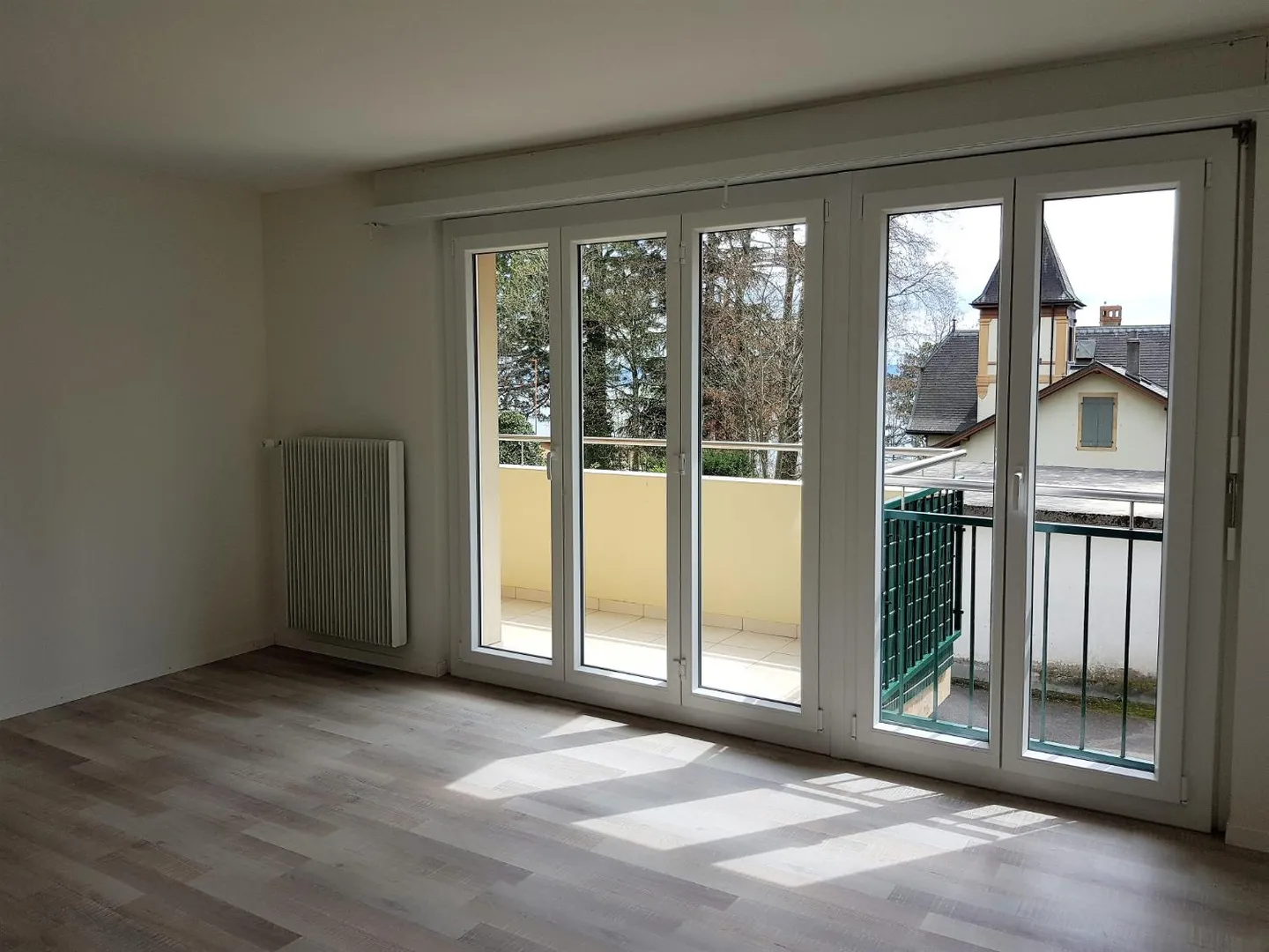 Rue des Poudrières 15, Neuchâtel - 3 pièces au 3ème étage - Photo 2 sur 7