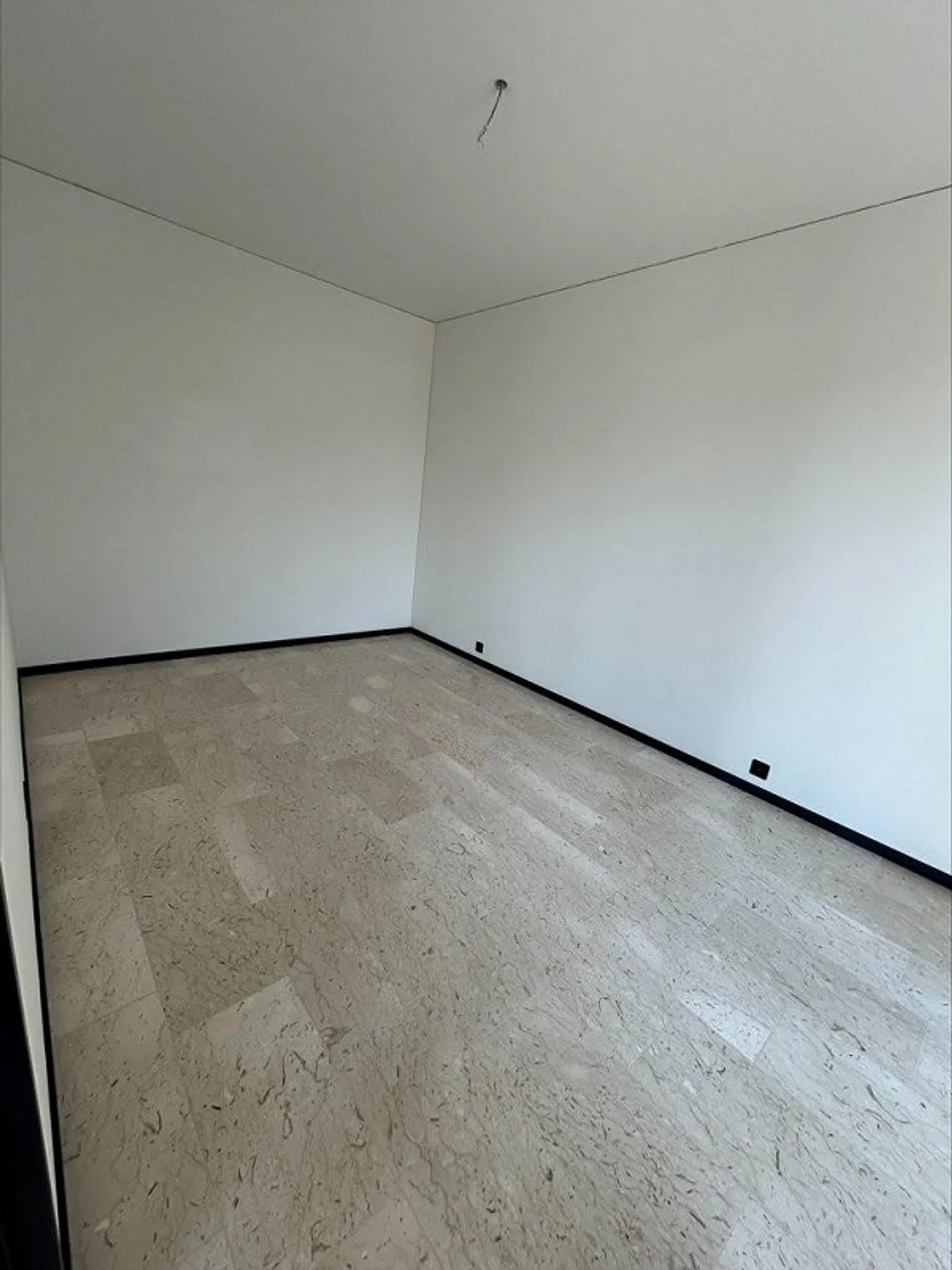 Spacious 3.5-room new apartment with modern comfort in Kloten - Photo 5 of 6