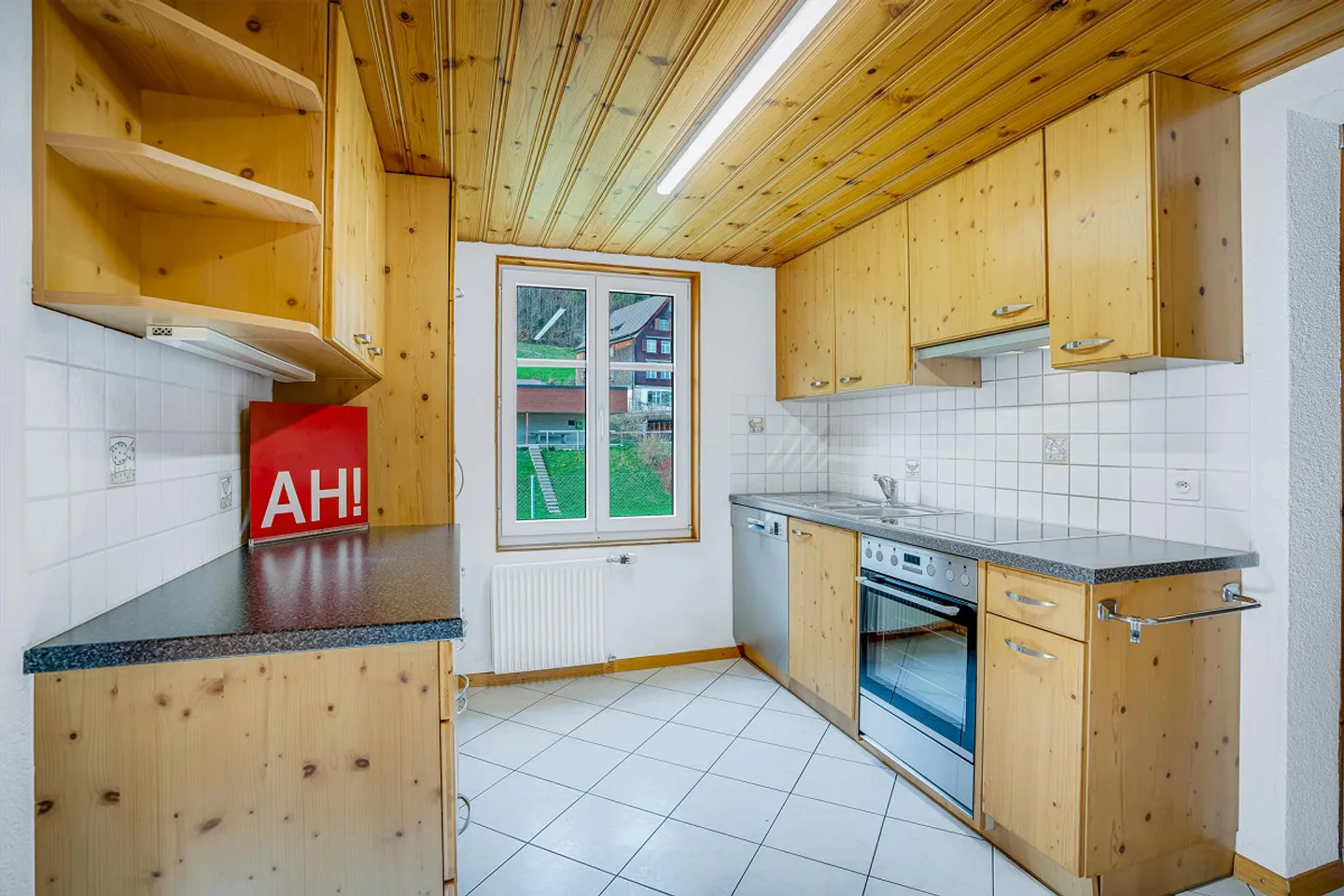 Heimelige Wohnung mit Charme und viel Holz - Foto 12 von 17