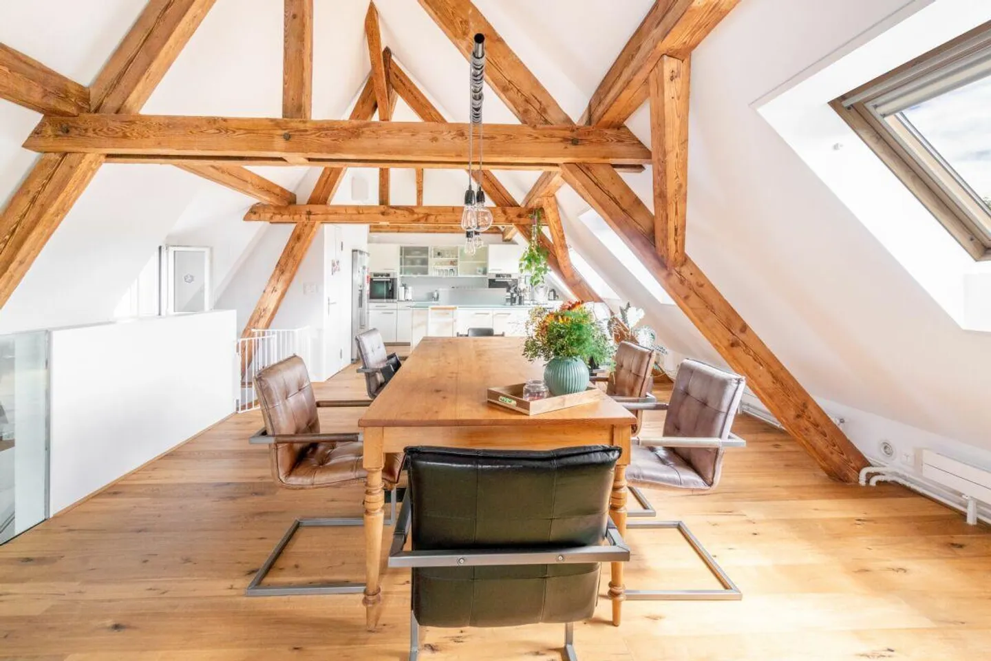 Maisonette penthouse unica di 4,5 stanze - Foto 1 di 18