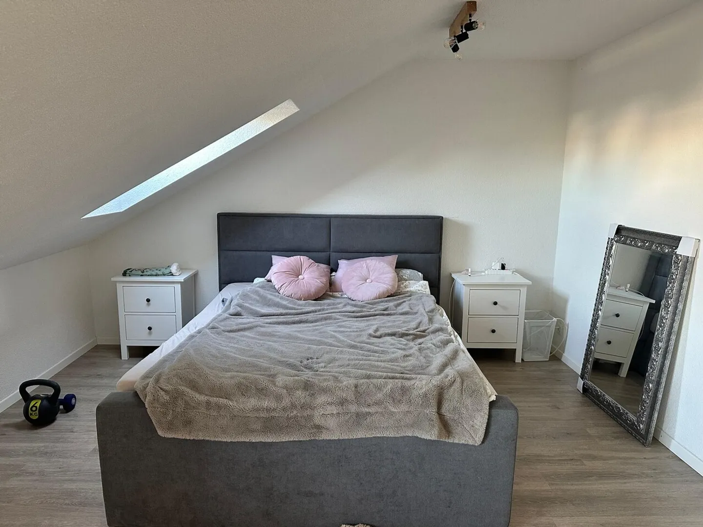 Charmante maisonette de 3,5 pièces avec beaucoup de lumière et grand balcon - Photo 13 sur 13