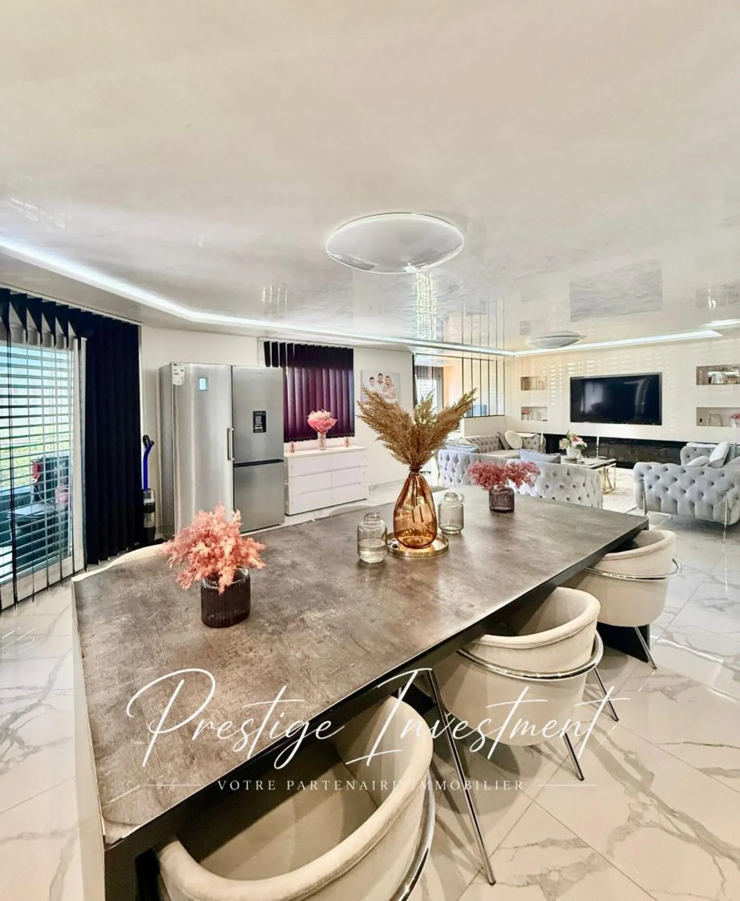 RENOVATED 4.5 ROOM APARTMENT & 132 M2 CONTHEY - Photo 4 of 13