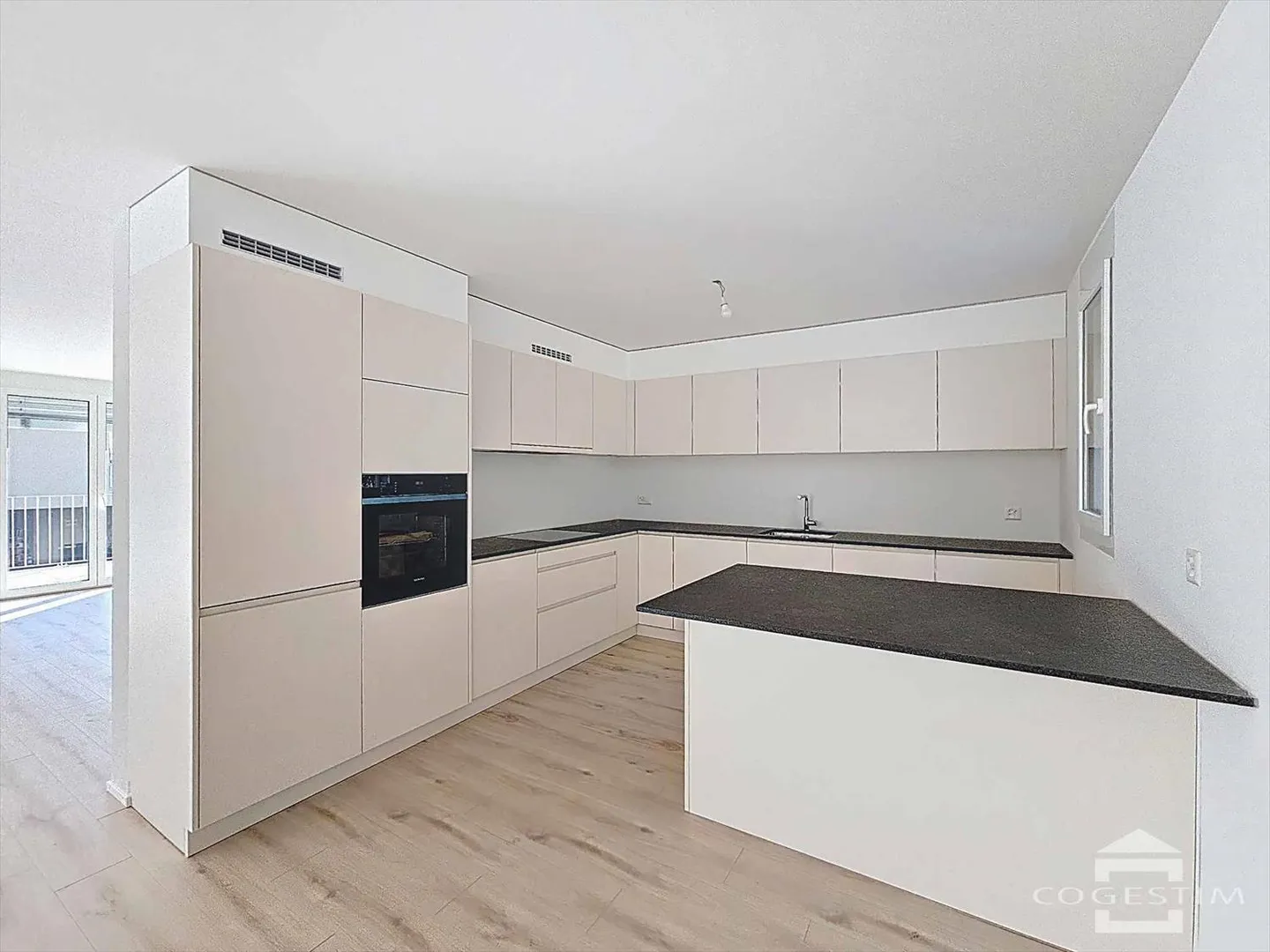 Semi-Detached House 5.5 Rooms - Photo 4 of 9