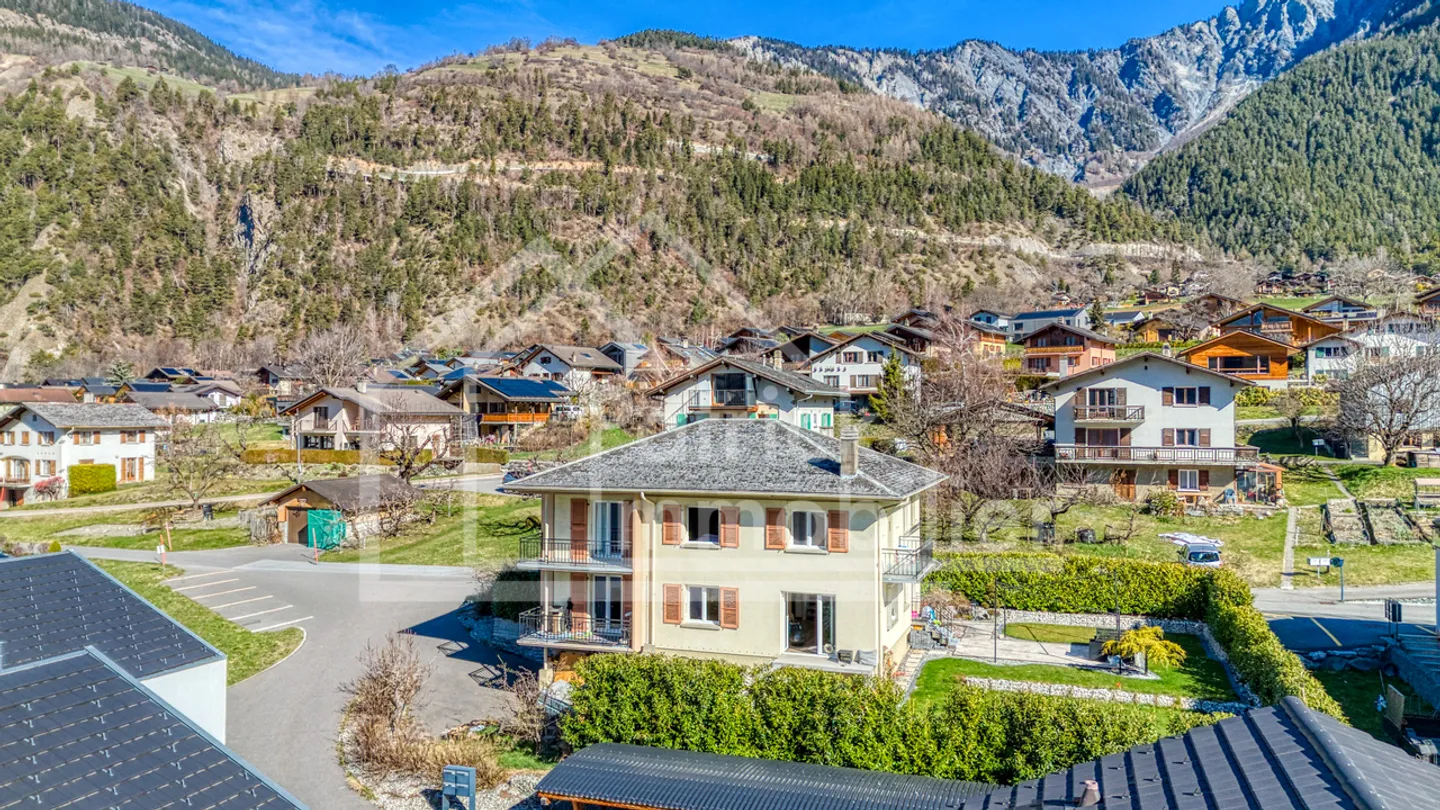 Appartamento 3.5 locali con grande giardino in un condominio di 2 unità - Foto 1 di 12