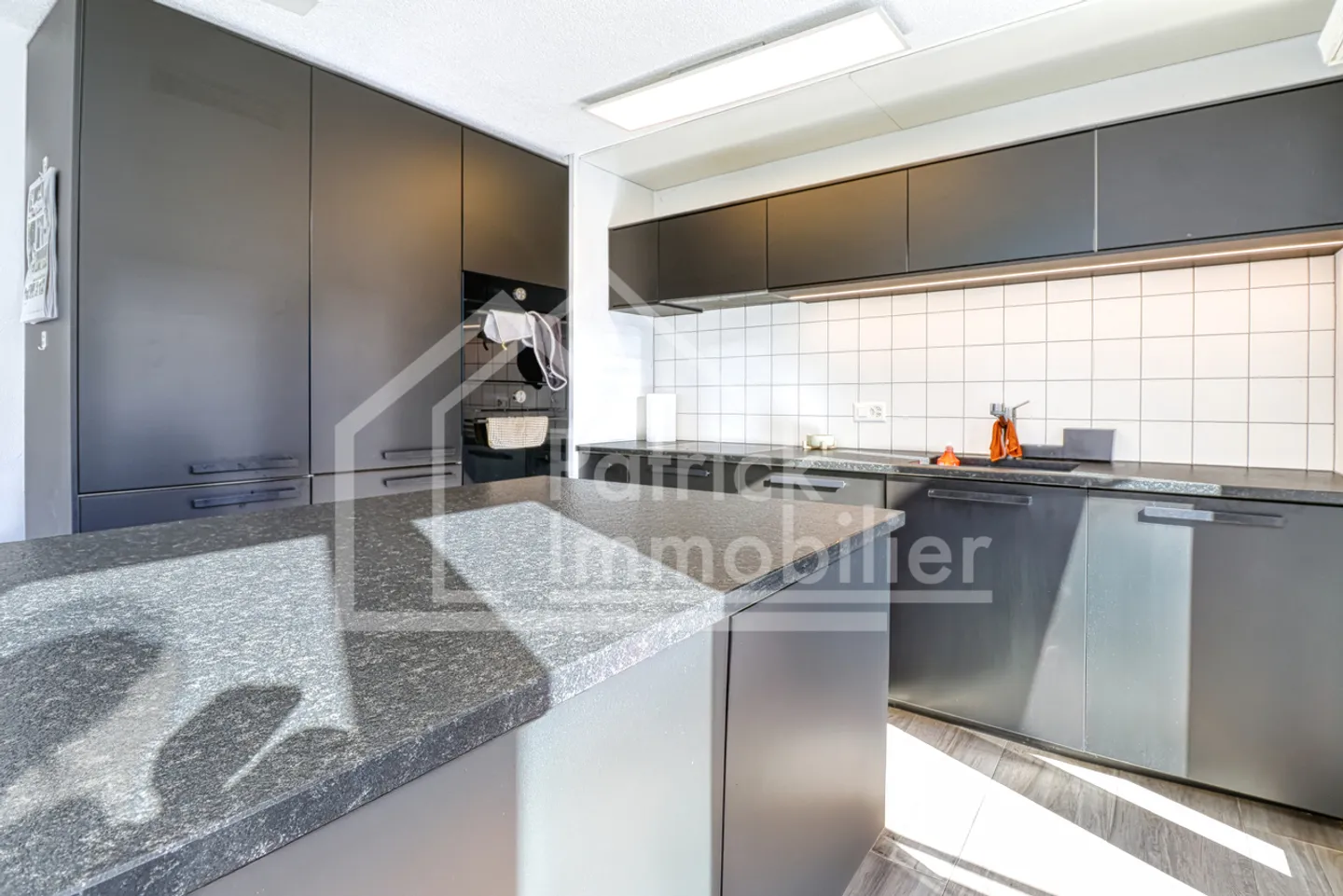 Appartamento 3.5 locali con grande giardino in un condominio di 2 unità - Foto 6 di 12