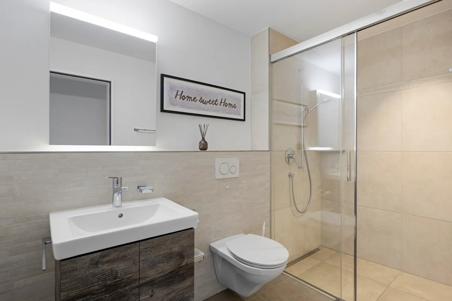 Moderner Wohntraum mit grosser Terrasse und unverbaubarer Weitsicht - Foto 10 von 15