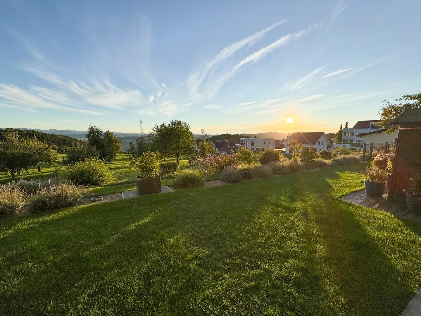 Moderner Wohntraum mit grosser Terrasse und unverbaubarer Weitsicht - Foto 12 von 15
