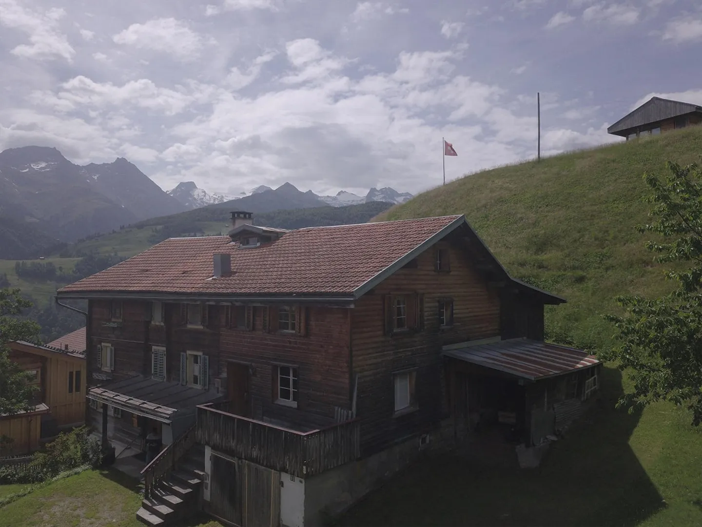Two-family house in Segnas, Disentis/Mustér - Photo 2 of 16