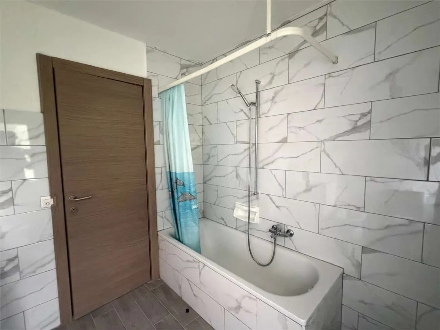 Bodio - 3.5 rooms renovated with parking or garage option - Photo 5 of 6