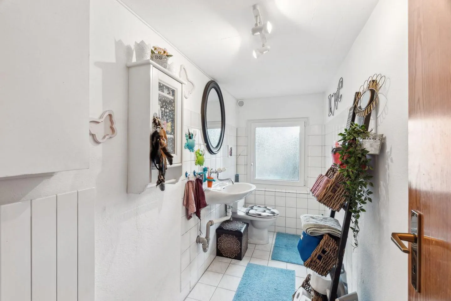 Freistehendes Haus mit Gewerberaum - Foto 6 von 12