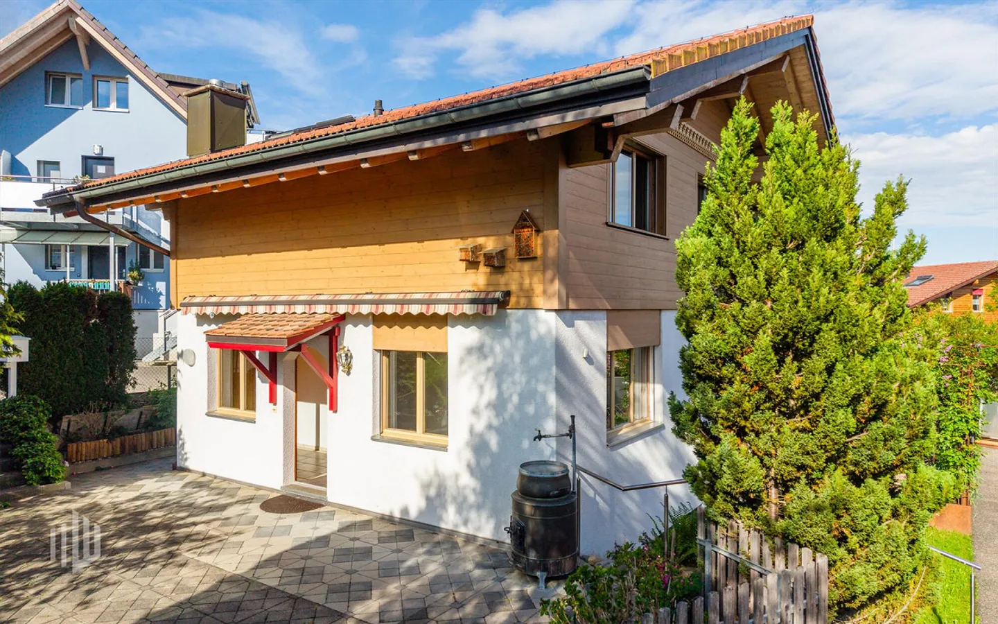 ImmoWyss - Charming Living with a View in Popular Spiez - Photo 1 of 10
