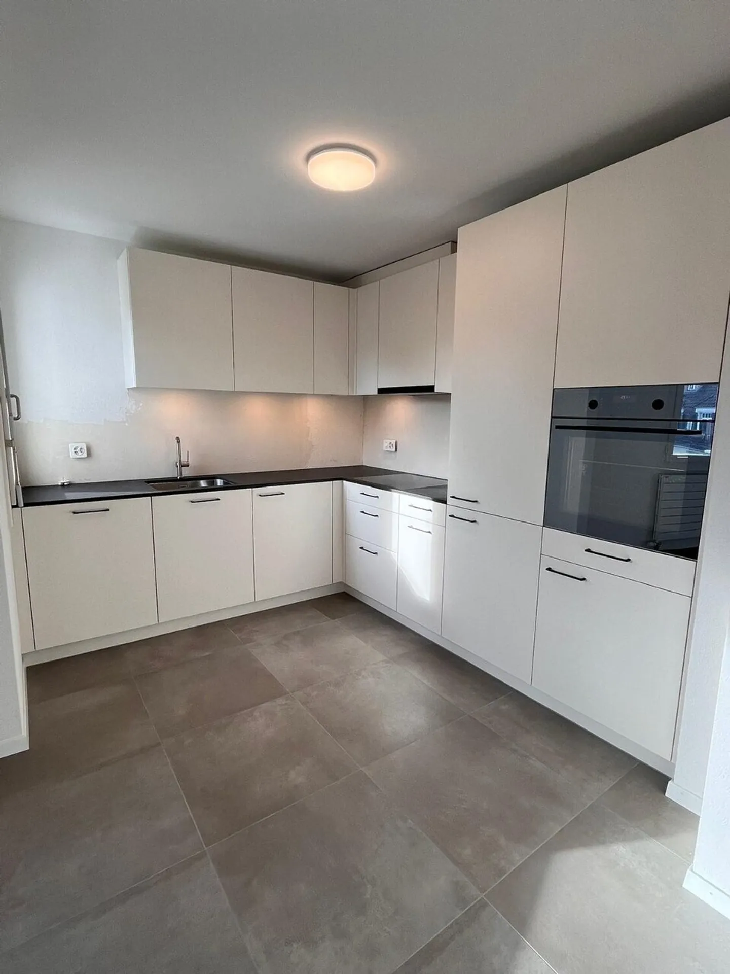 Renovierte Wohnung in Lyss - Foto 1 von 4